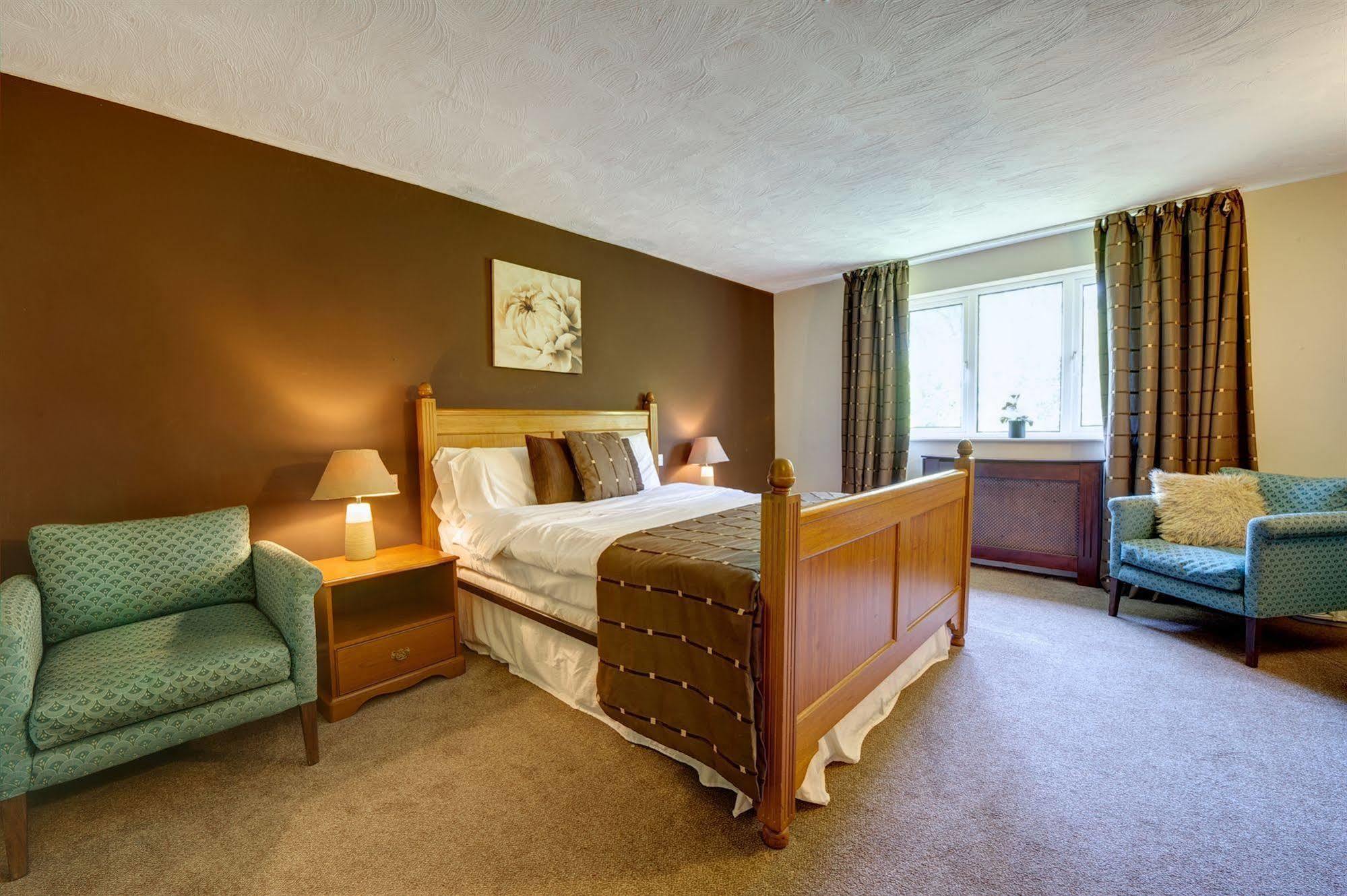 Отель Clough Manor Denshaw Экстерьер фото
